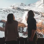Hotell The Larix Ski-in Ski-out Saas Fee