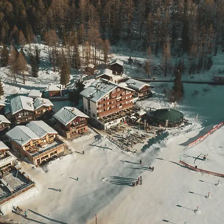The Larix Ski-in Ski-out 3*