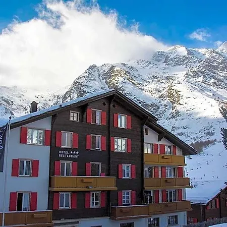 The Larix Ski-in Ski-out Hotel 3*