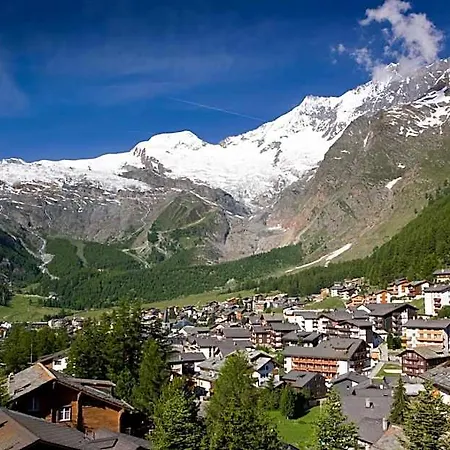 The Larix Ski-in Ski-out Saas Fee