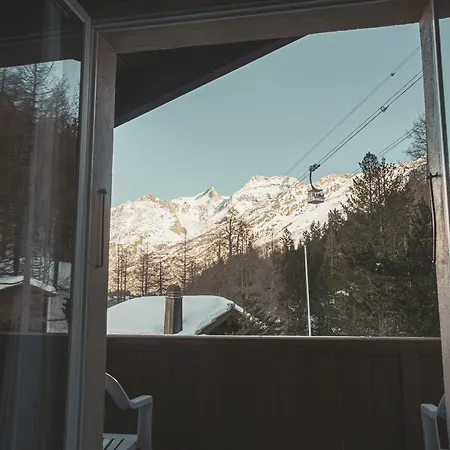 The Larix Ski-in Ski-out 3*