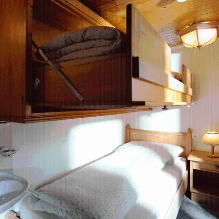 The Larix Ski-in Ski-out מלון 3*