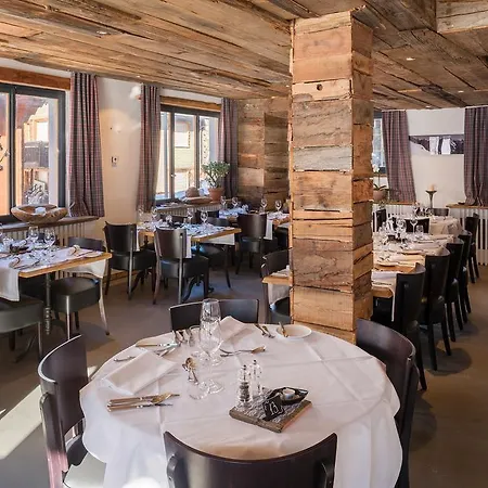 Hotell The Larix Ski-in Ski-out 3*