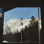 The Larix Ski-in Ski-out فندق 3*