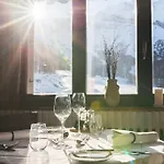 The Larix Ski-in Ski-out 3* Saas Fee