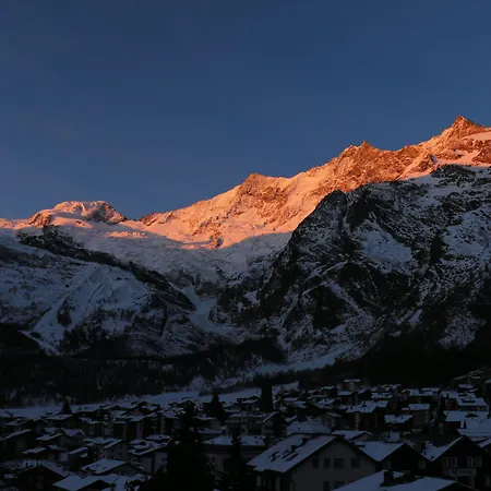 The Larix Ski-in Ski-out Saas-Fee