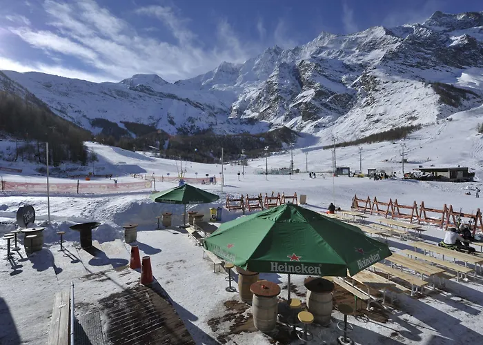 The Larix Ski-in Ski-out Hotel 3*