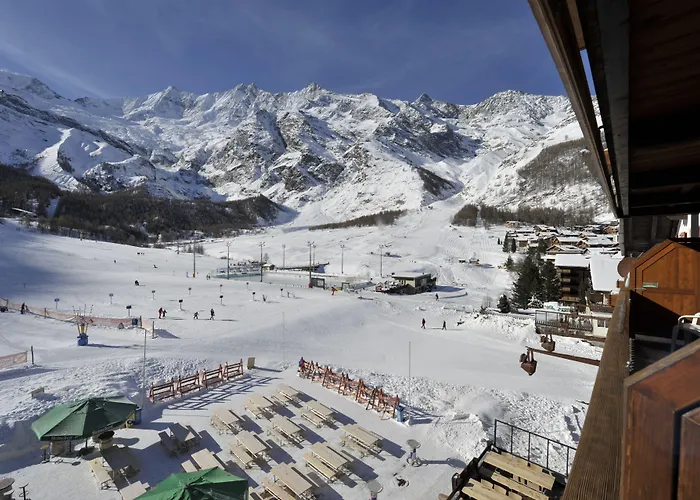 The Larix Ski-in Ski-out Saas-Fee